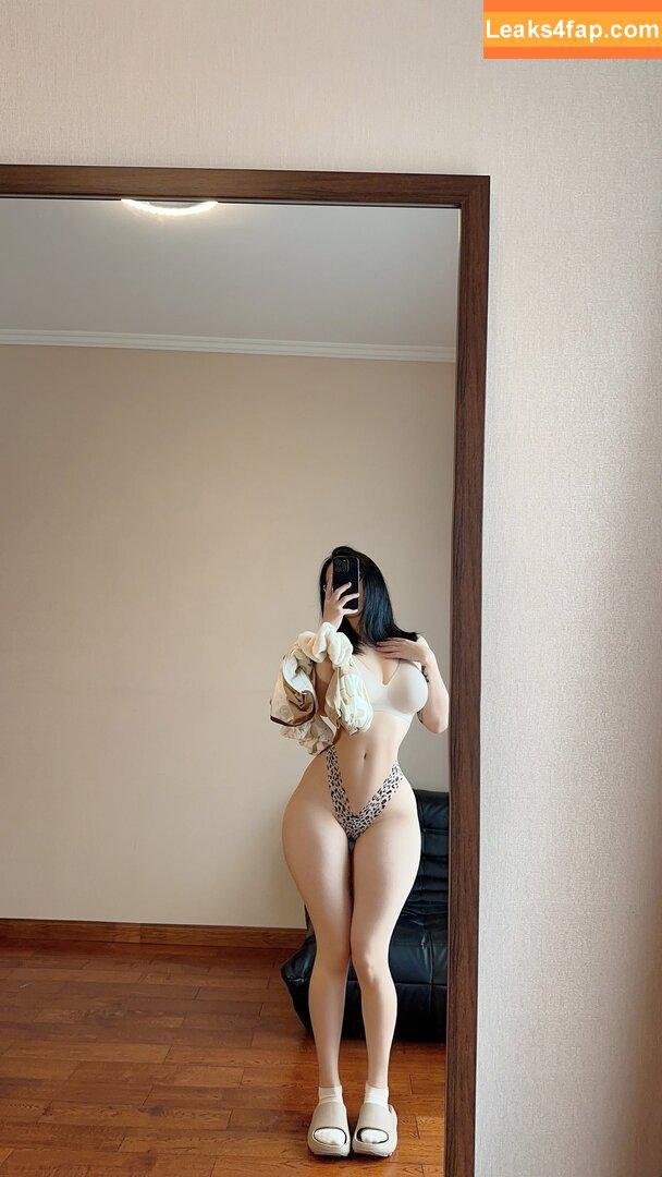 俏妞qiaoniuTT /  / Qiaoniu / QiaoniuTT / qiaoniu_tt / 俏妞qiaoniu leaked photo photo #6815