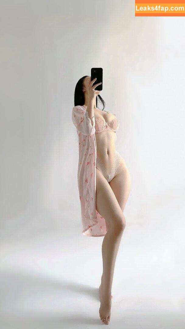 俏妞qiaoniuTT /  / Qiaoniu / QiaoniuTT / qiaoniu_tt / 俏妞qiaoniu leaked photo photo #6846