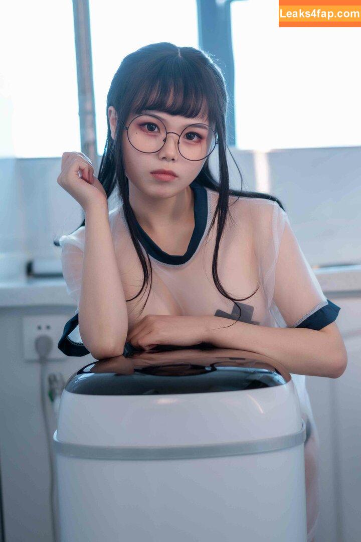 qiyuemiaozi / qiyuemiaozi97 / 七月喵子 слитое фото фото #0140