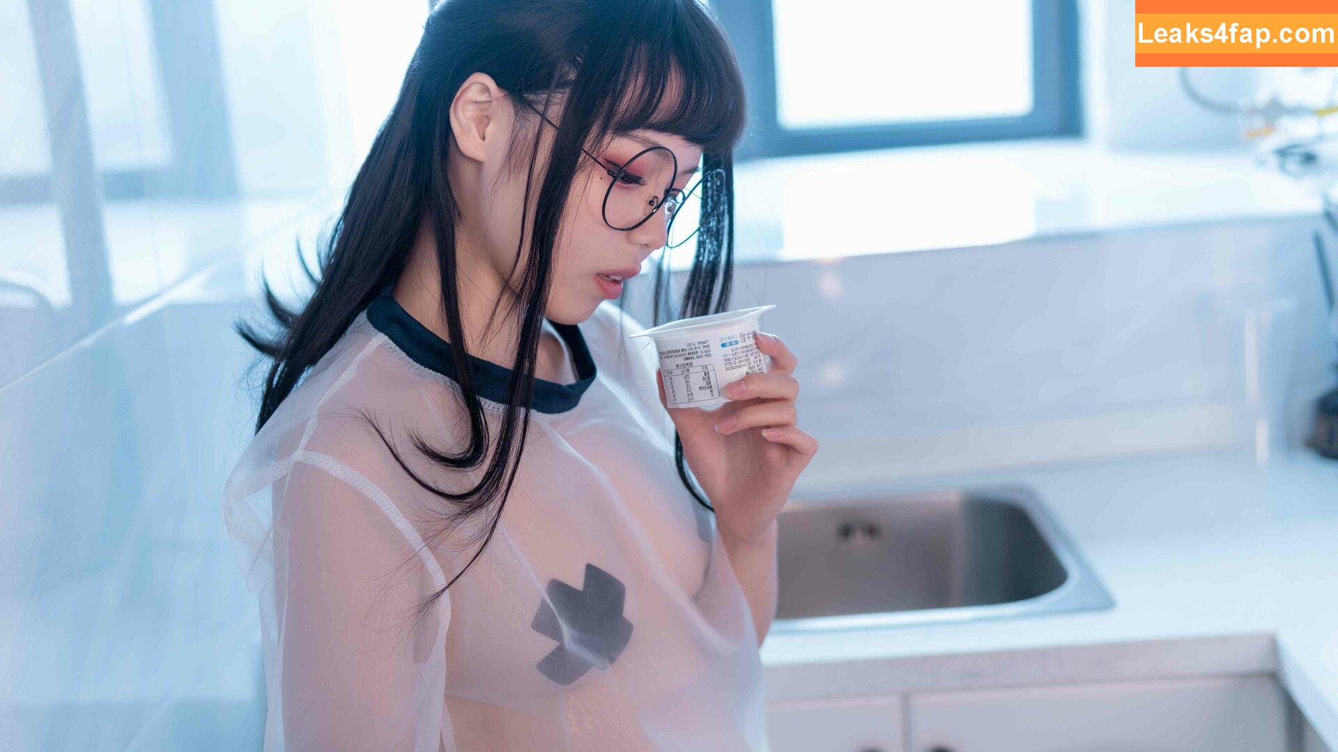qiyuemiaozi / qiyuemiaozi97 / 七月喵子 слитое фото фото #0152