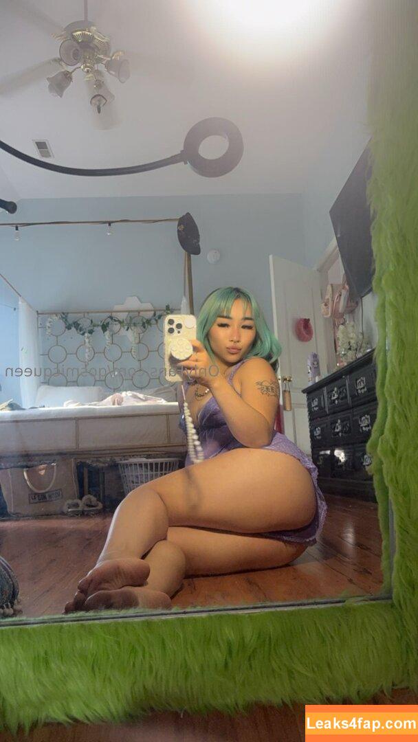 qosmicqueen / cosmicqueen leaked photo photo #0001