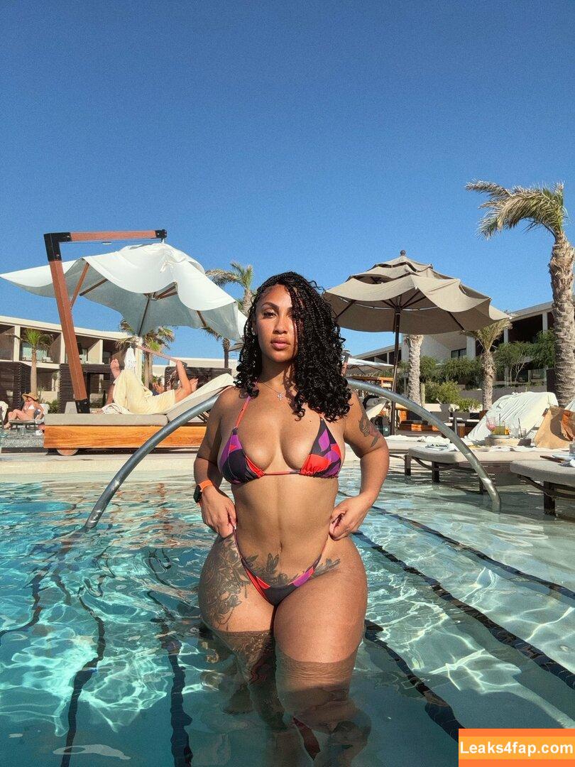 Queen Najia / queennaija leaked photo photo #0001