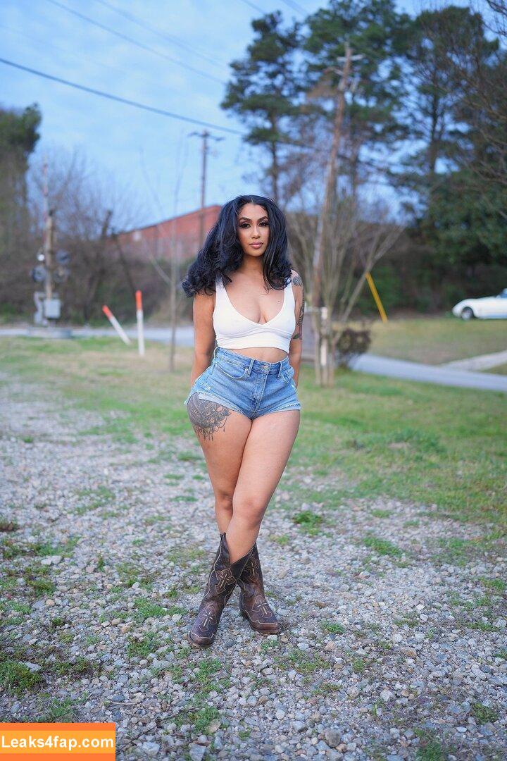 Queen Najia / queennaija leaked photo photo #0078