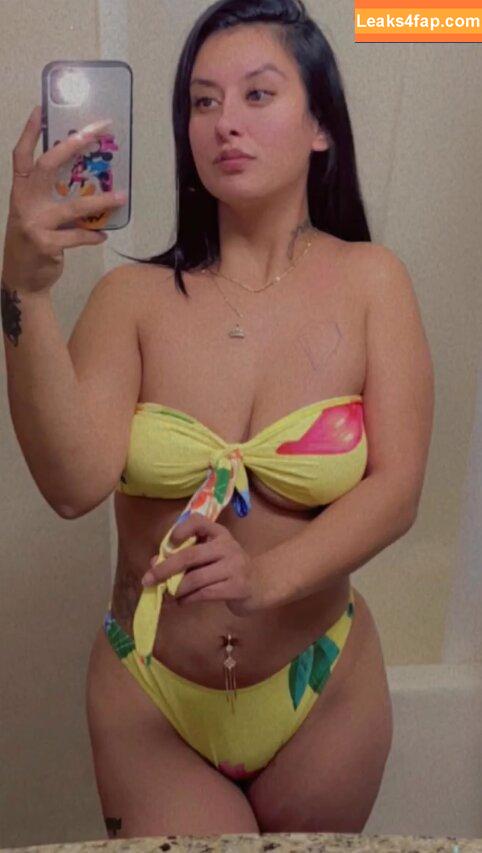 Queenallie7 / Bad_Mommy7 / queen_allie7 leaked photo photo #0023