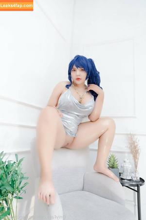 QueenieChuppy photo #0101