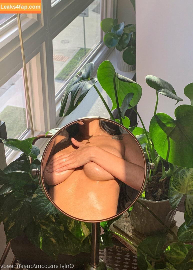queenneedy / queen.needy leaked photo photo #0160