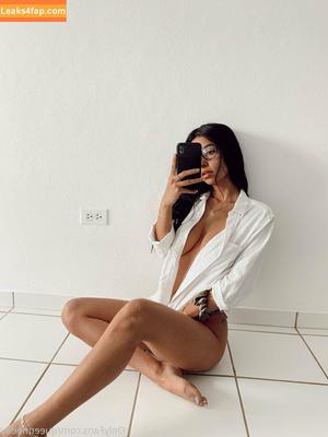 queenneedy photo #0076