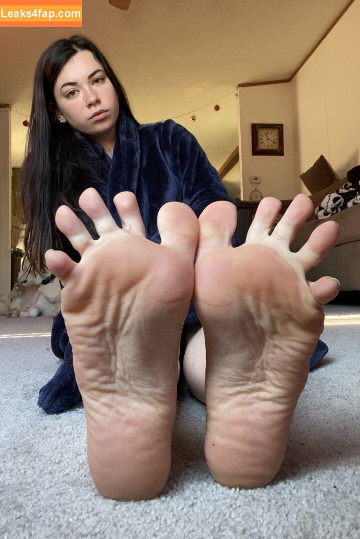 qxeenkay.feetts / instap0se leaked photo photo #0005