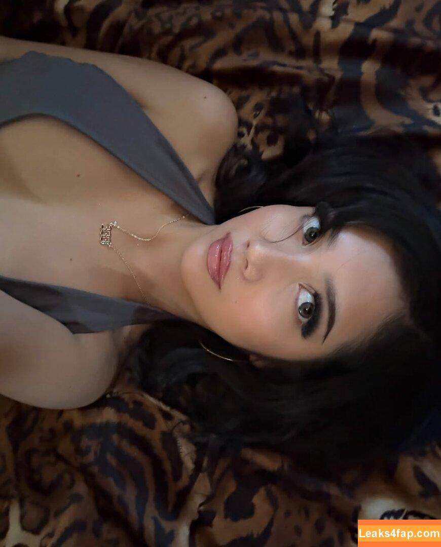 r0ckerfoo / girIfromnowear / weluvemilia / weluvrocker leaked photo photo #0099