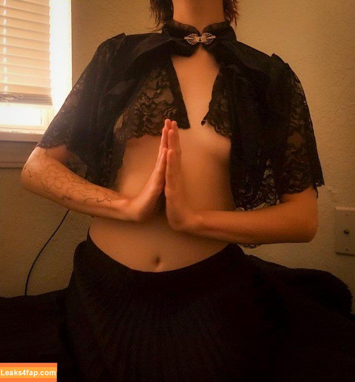 r3dL1ghts8 /  leaked photo photo #0025