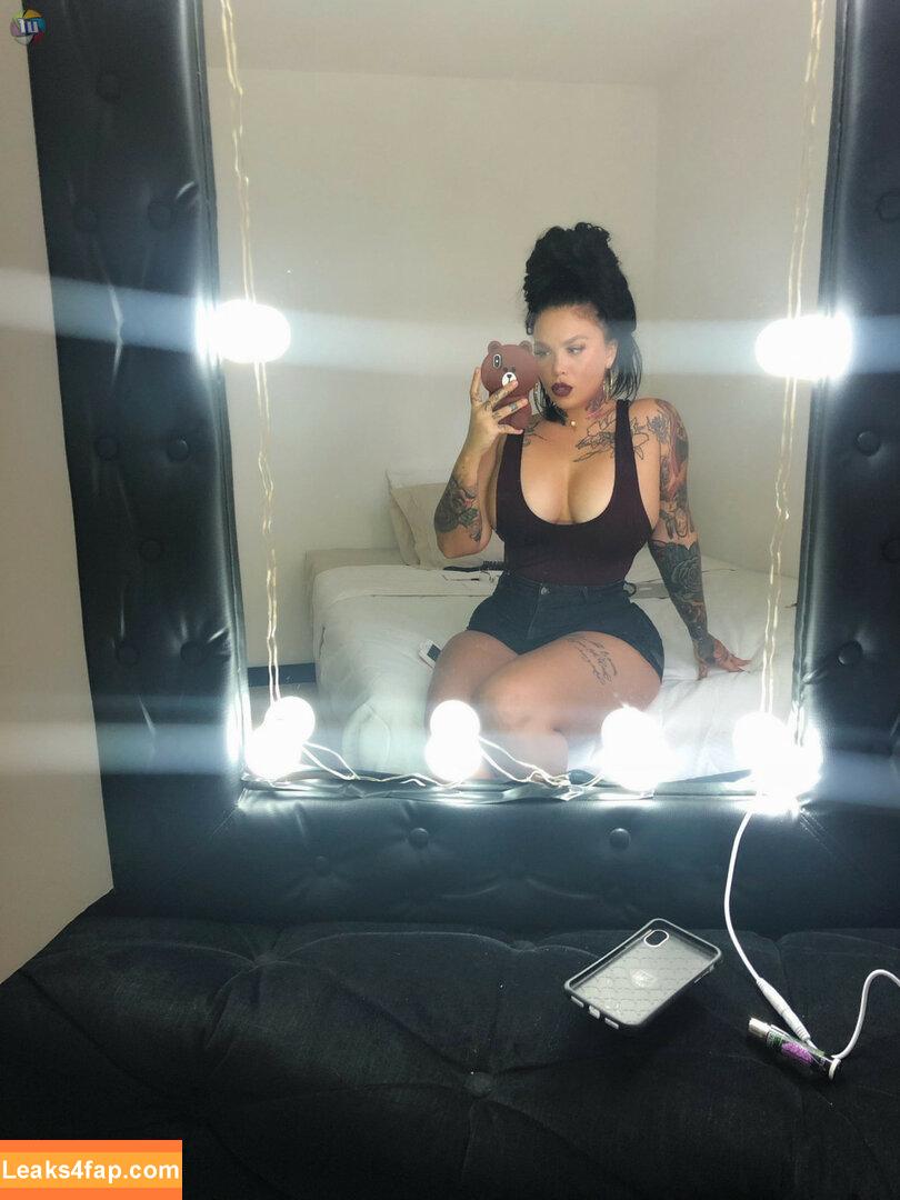 rabbitliciousss / Jennifer aboul / jenniferrabbit / therabbitliciousss leaked photo photo #0020