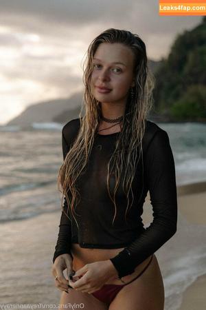 Rachel Anne Rayy photo #0139