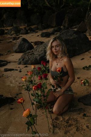 Rachel Anne Rayy photo #0197