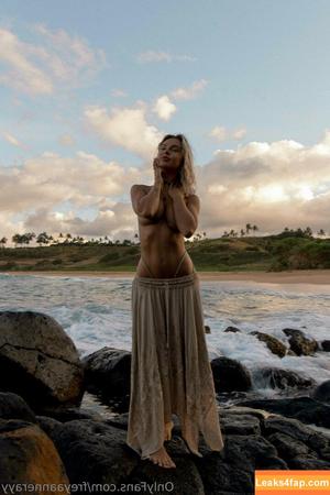 Rachel Anne Rayy photo #0201