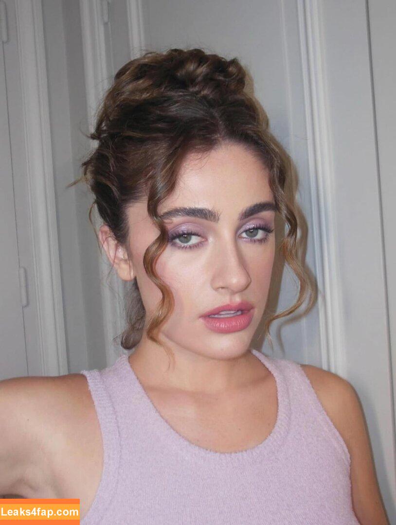 Rachel Anne Sennott / treaclychild leaked photo photo #0610