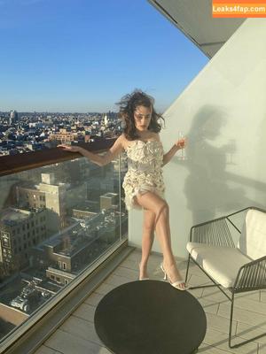 Rachel Anne Sennott фото #0028