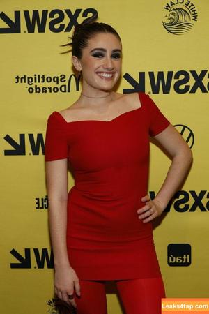 Rachel Anne Sennott фото #0066