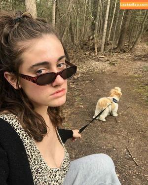 Rachel Anne Sennott фото #0108