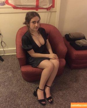 Rachel Anne Sennott фото #0110