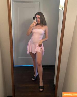 Rachel Anne Sennott фото #0159