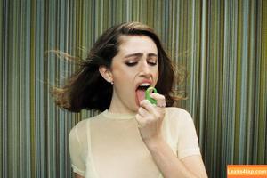 Rachel Anne Sennott photo #0615