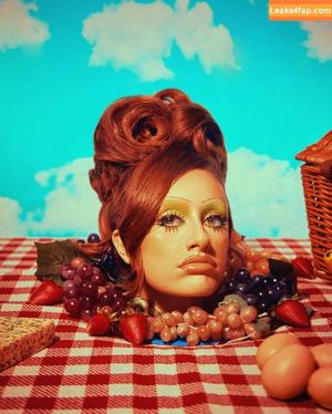 Rachel Anne Sennott photo #0688