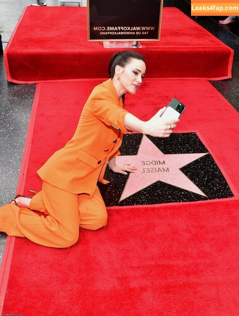 Rachel Brosnahan / Marvelous Mrs. Maisel / rachelbrosnahan leaked photo photo #0030