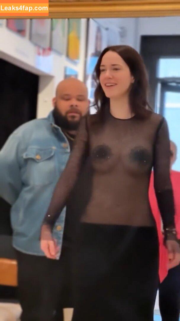 Rachel Brosnahan / Marvelous Mrs. Maisel / rachelbrosnahan leaked photo photo #0131