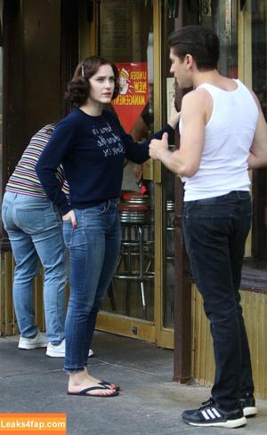 Rachel Brosnahan photo #0068