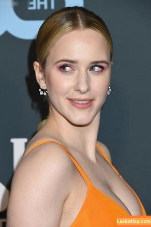 Rachel Brosnahan photo #0302