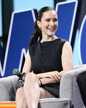Rachel Brosnahan фото #0598