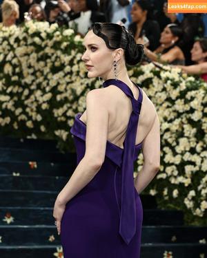 Rachel Brosnahan фото #0615