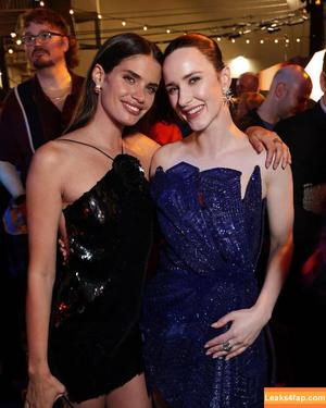 Rachel Brosnahan photo #0672