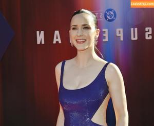 Rachel Brosnahan photo #0682