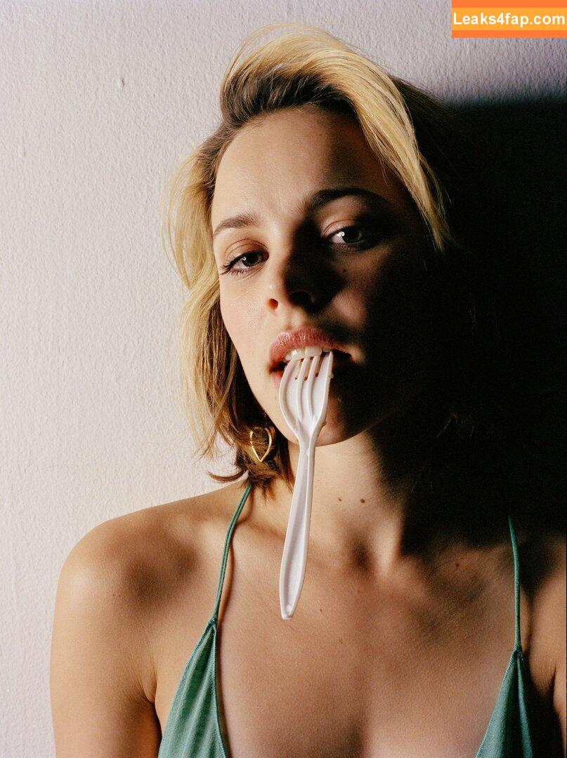 Rachel McAdams / rachelmcadams1 leaked photo photo #0100