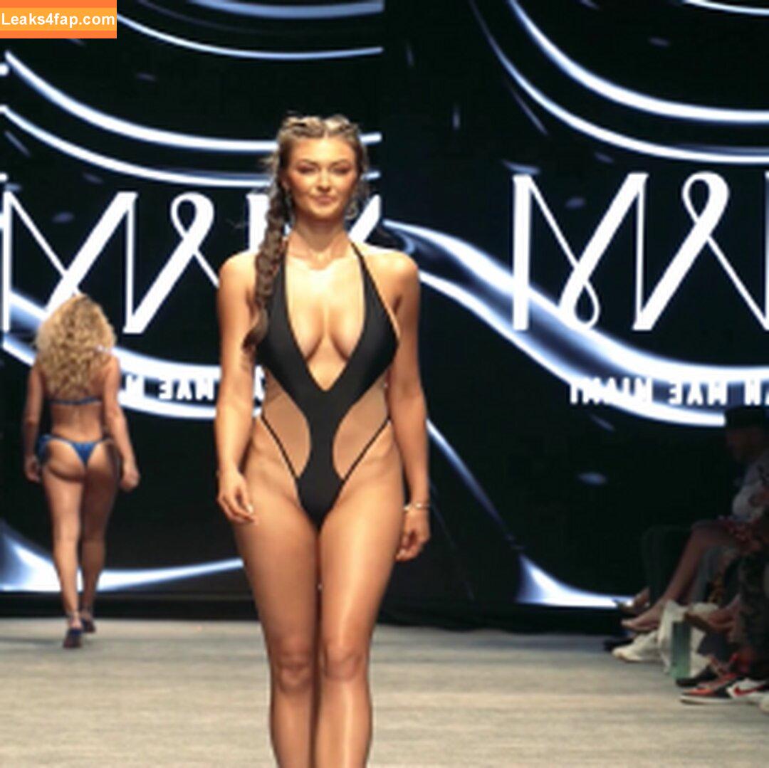 Rachel Michelle / Beautyandbrainswithatwist / rachellemichelle слитое фото фото #1780