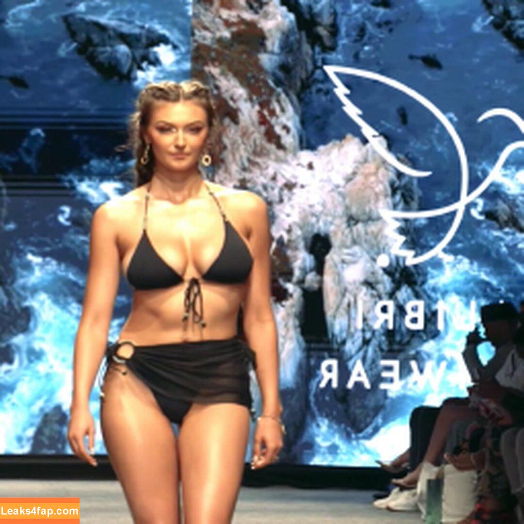 Rachel Michelle / Beautyandbrainswithatwist / rachellemichelle слитое фото фото #1784