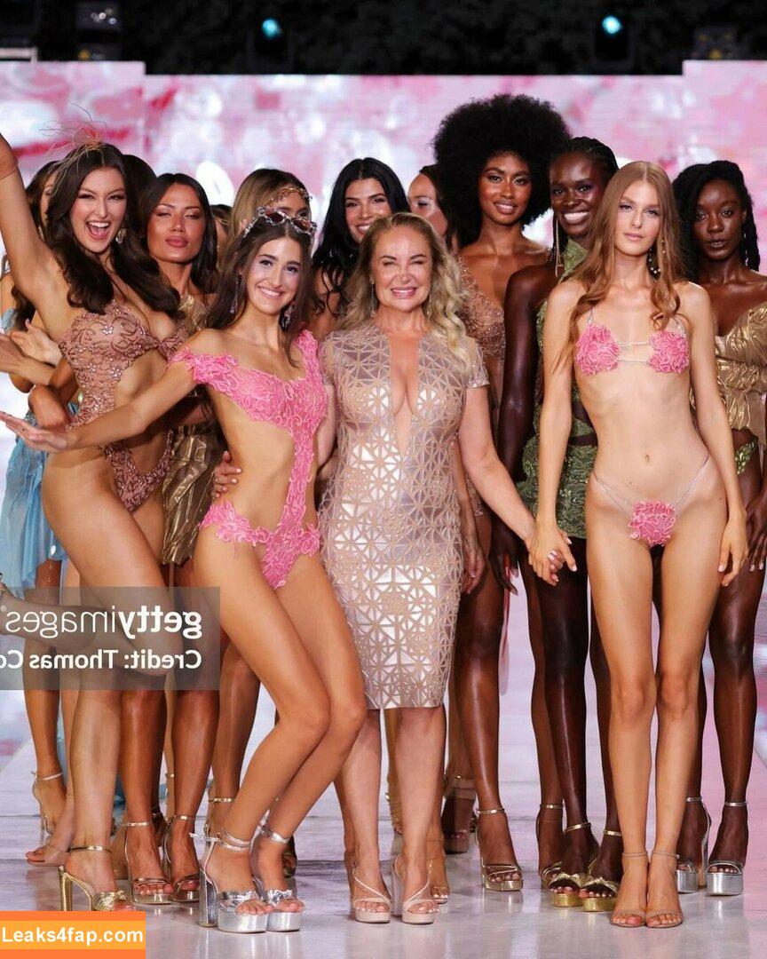 Rachel Michelle / Beautyandbrainswithatwist / rachellemichelle слитое фото фото #2693