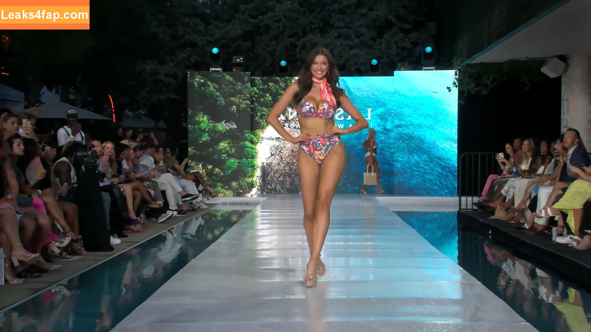 Rachel Michelle / Beautyandbrainswithatwist / rachellemichelle слитое фото фото #2811