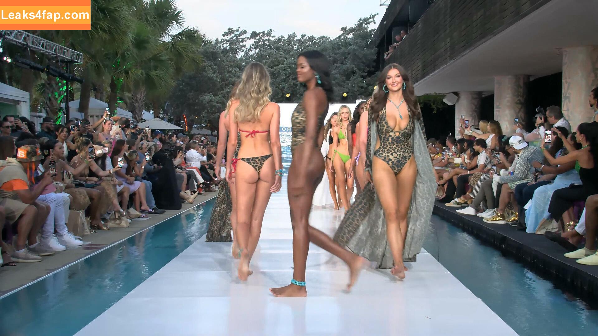 Rachel Michelle / Beautyandbrainswithatwist / rachellemichelle слитое фото фото #2830