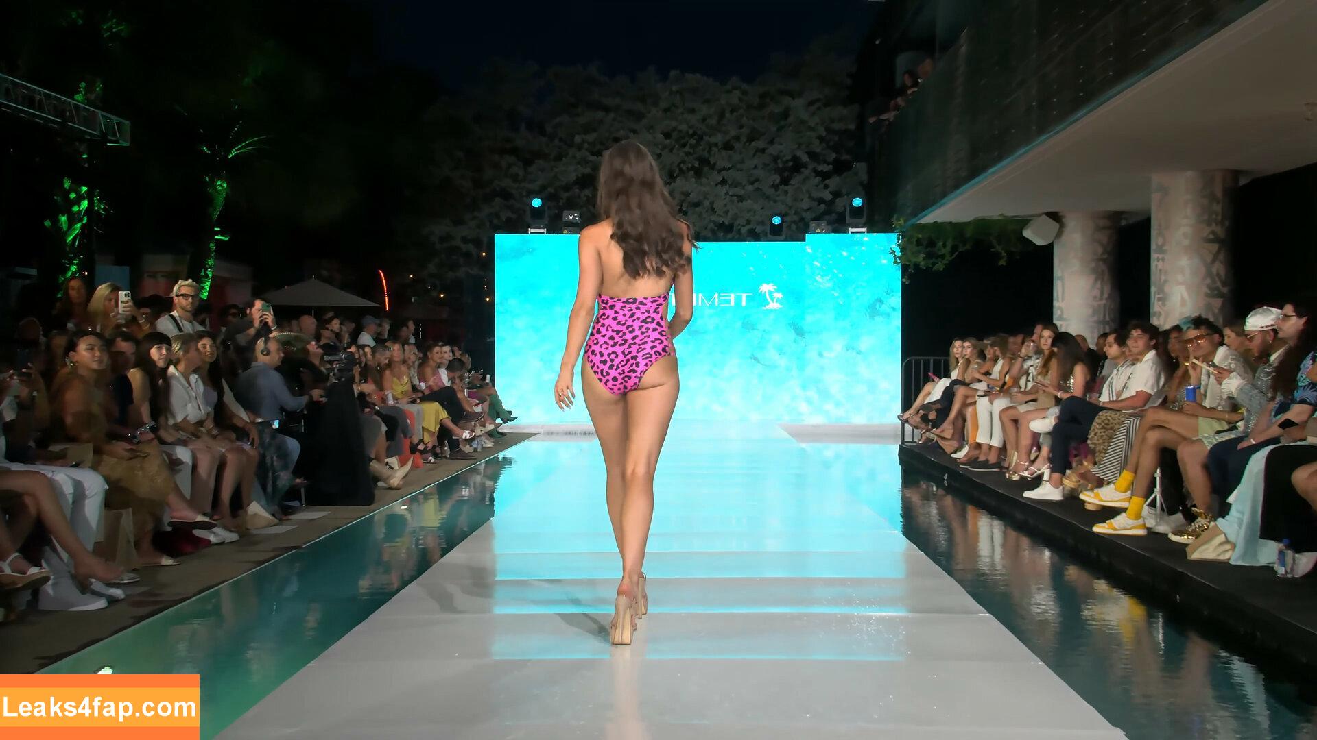 Rachel Michelle / Beautyandbrainswithatwist / rachellemichelle слитое фото фото #2833