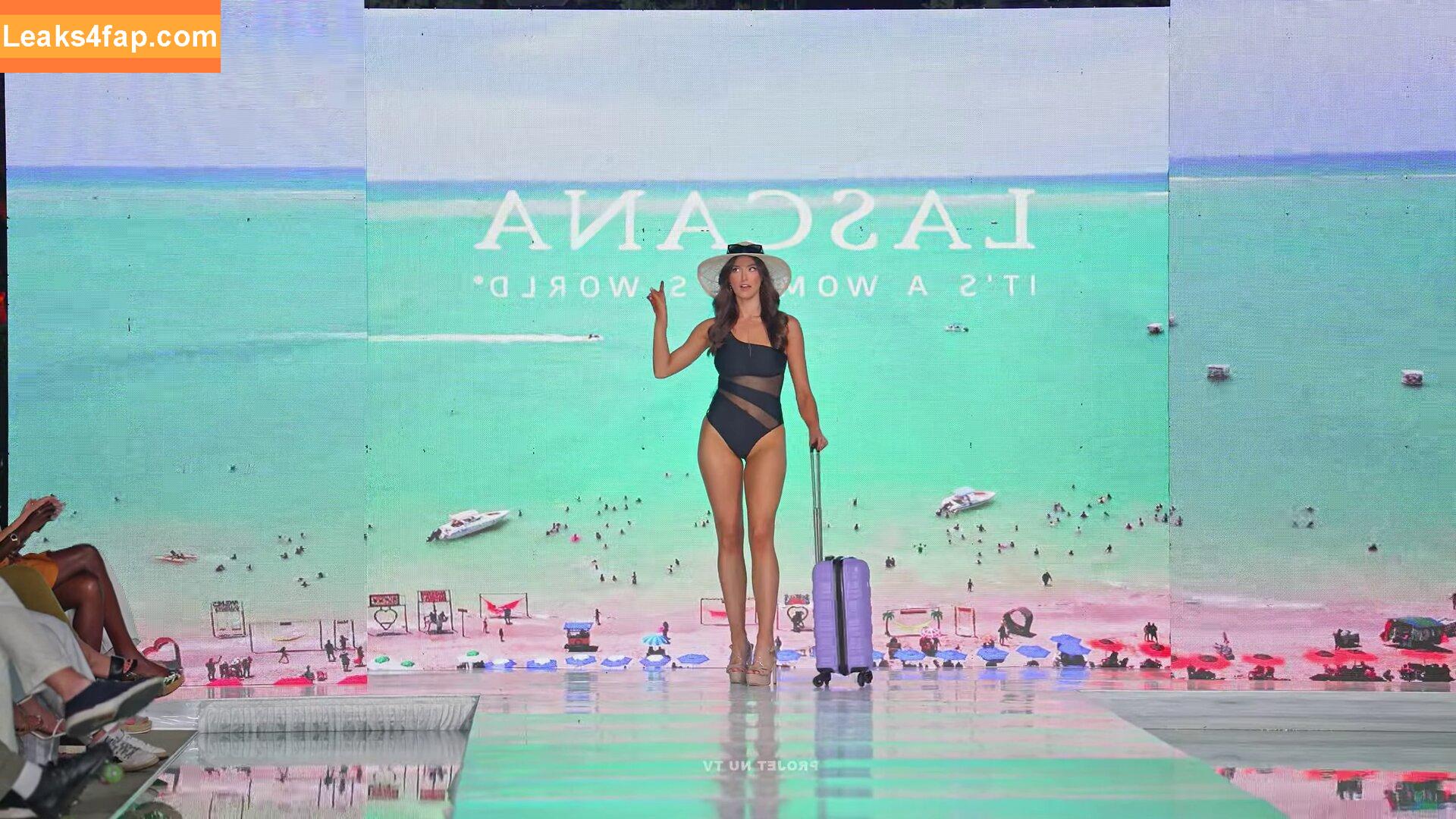 Rachel Michelle / Beautyandbrainswithatwist / rachellemichelle leaked photo photo #3173