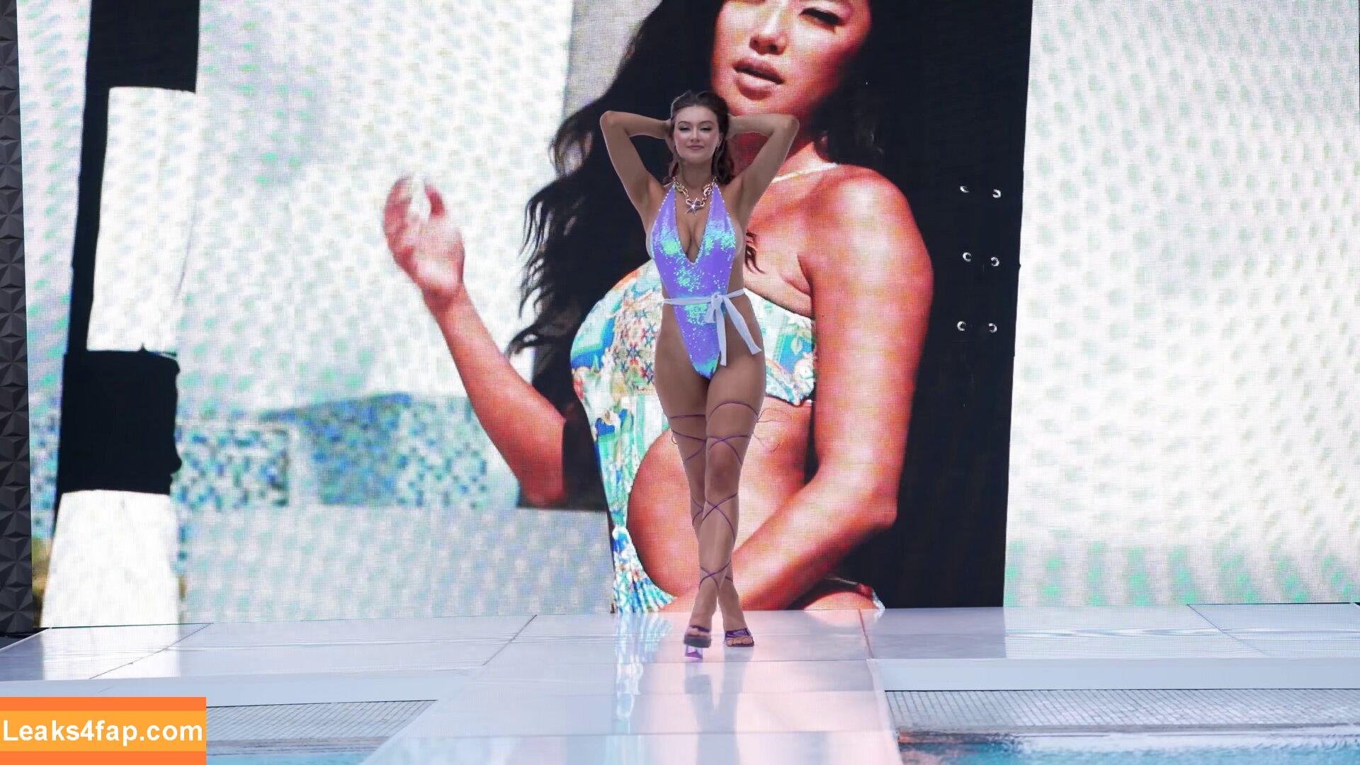 Rachel Michelle / Beautyandbrainswithatwist / rachellemichelle слитое фото фото #3364