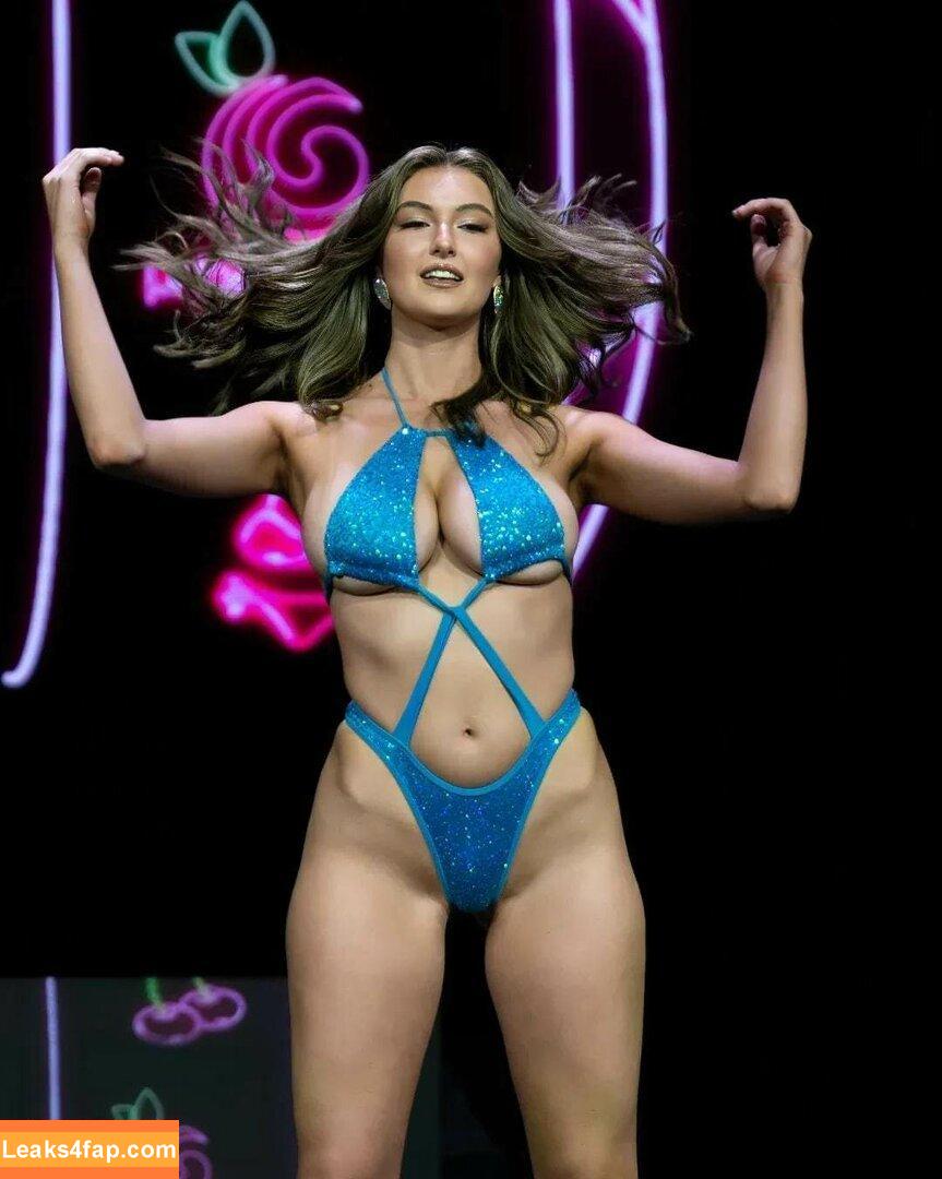 Rachel Michelle / Beautyandbrainswithatwist / rachellemichelle leaked photo photo #3409