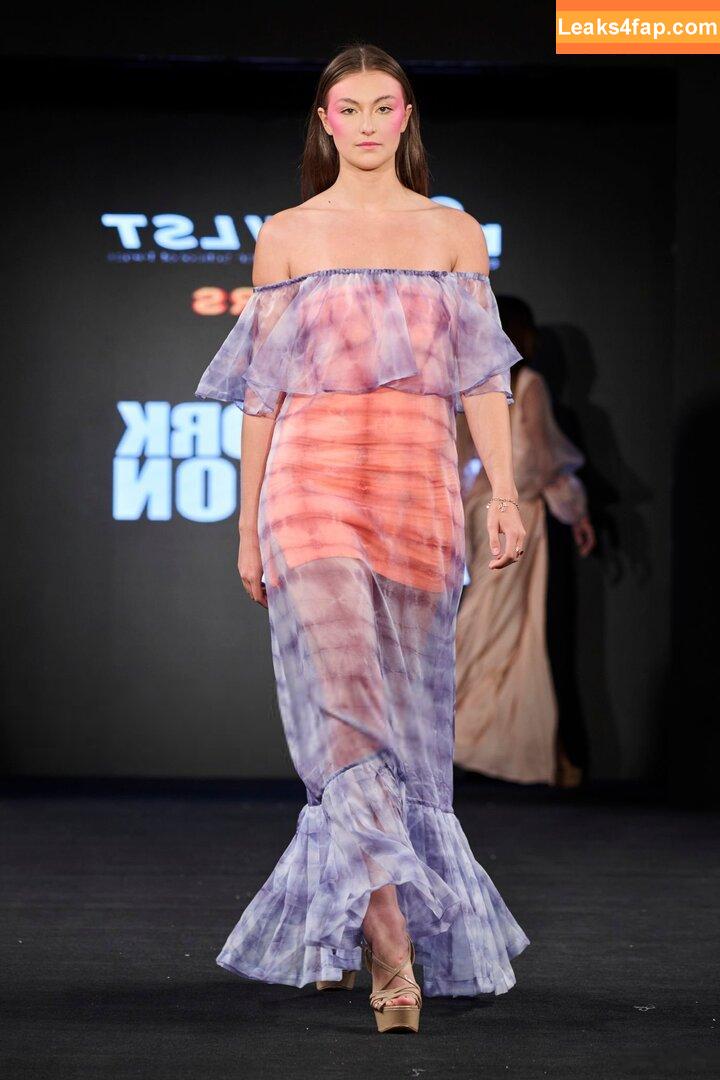 Rachel Michelle / Beautyandbrainswithatwist / rachellemichelle leaked photo photo #3471