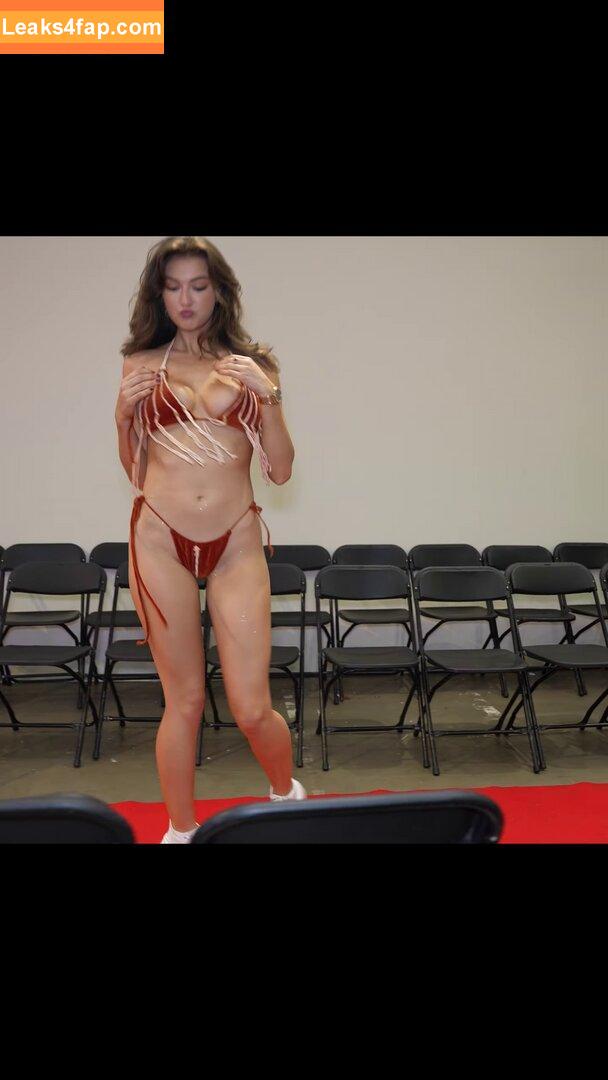 Rachel Michelle / Beautyandbrainswithatwist / rachellemichelle leaked photo photo #3868