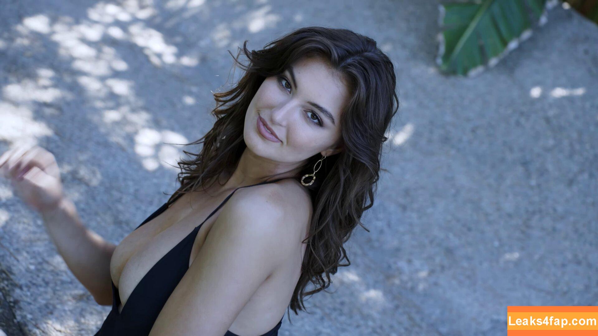 Rachel Michelle / Beautyandbrainswithatwist / rachellemichelle leaked photo photo #4363