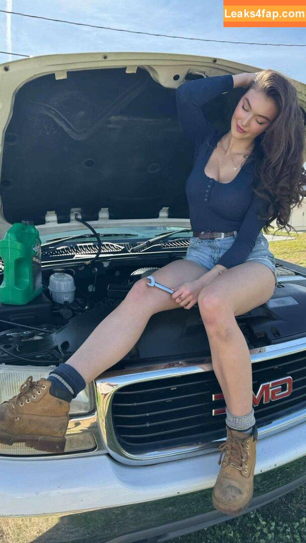 Rachel Michelle / Beautyandbrainswithatwist / rachellemichelle leaked photo photo #4789