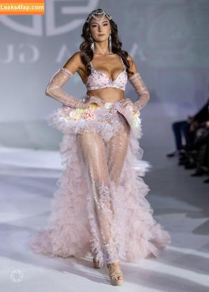 Rachel Michelle photo #5261