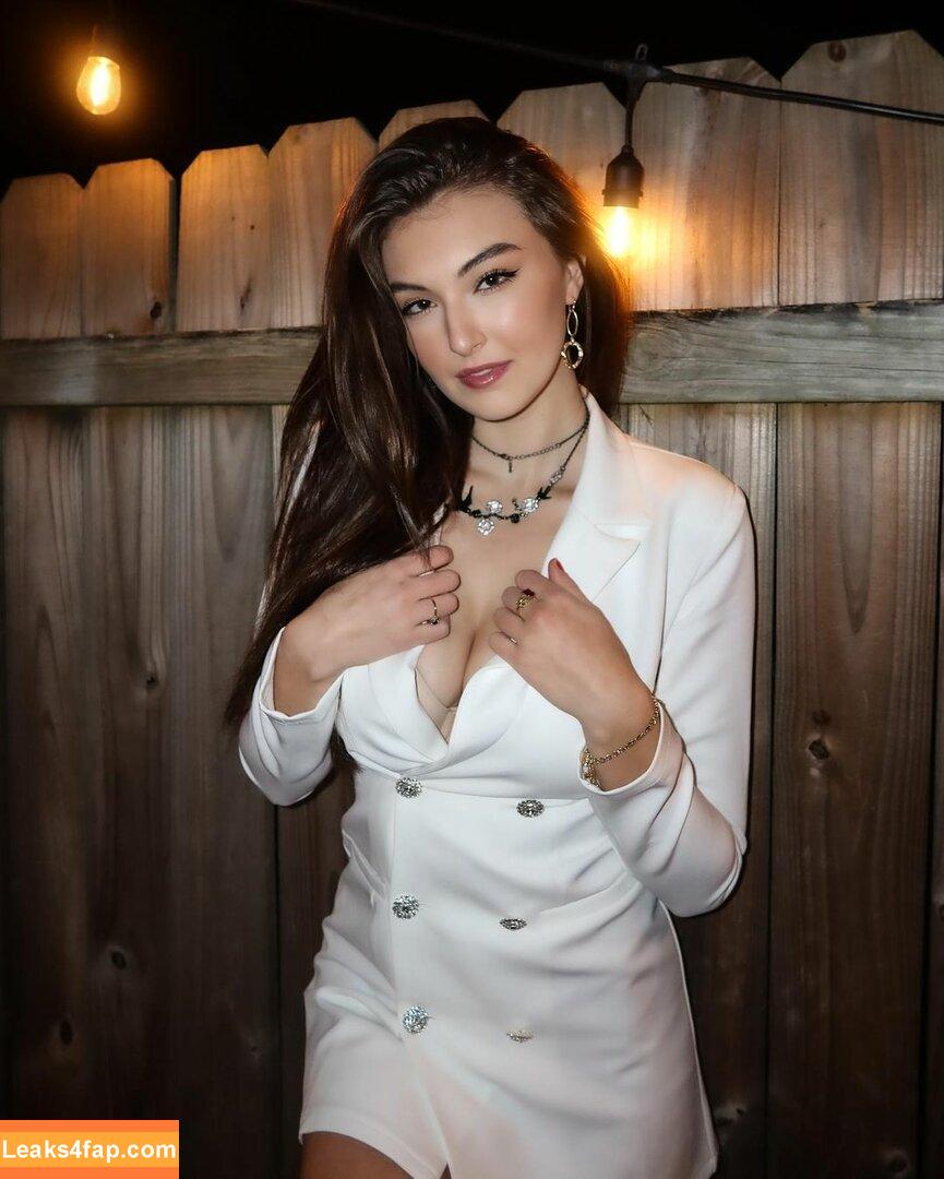 Rachel Pizzolato / Beautyandbrainswithatwist - / beautyandbrainswithatwist / https: / nicoleafterdark leaked photo photo #0096